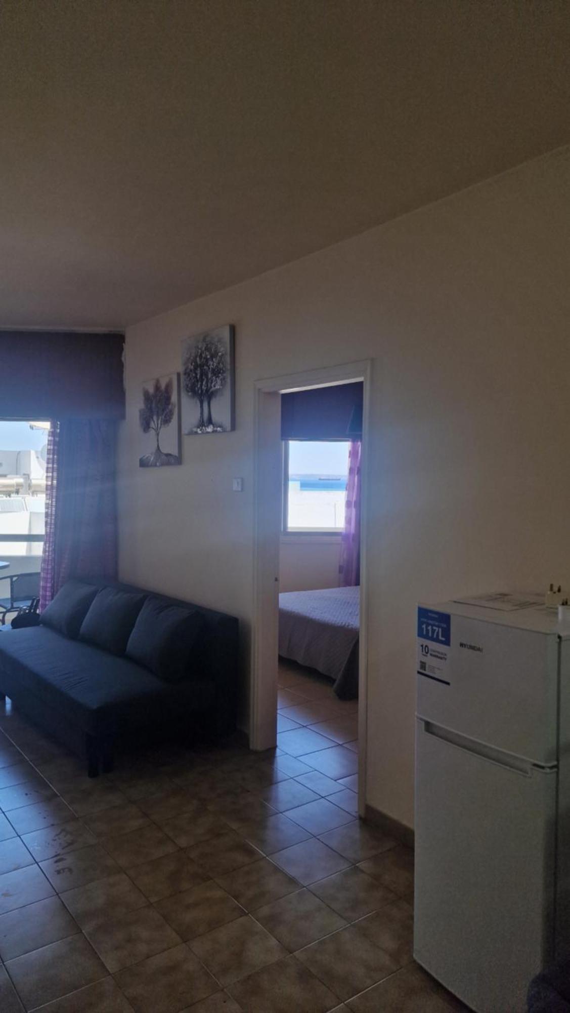 Serenity By The Sea Larnaca Room photo